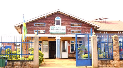 Ngamba-Kamonyi: Kuva ku buke ugera ku bukire, abahinzi babikesha inguzanyo za SACCO