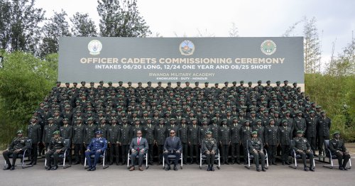 Perezida Kagame yashimye inzego z’Umutekano z’u Rwanda