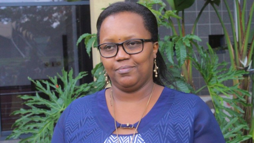 Uko umubyeyi wabo yabaraze Zaburi, inzira y’inzitane nyuma yo kurokoka Jenoside- Inkuru ya Francine Havugimana