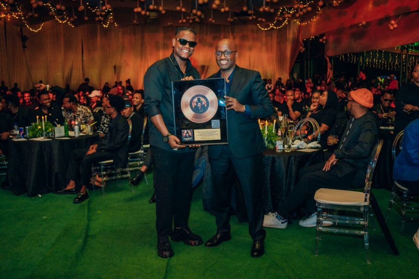 Bruce Melodie ku isonga mu bahanzi bafite indirimbo  Minisitiri Nduhungirehe yumvise mu 2025