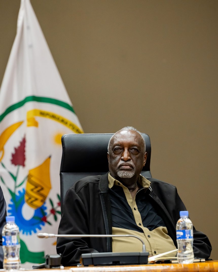 Ubu dufite uburezi butuzuye- Tito Rutaremera