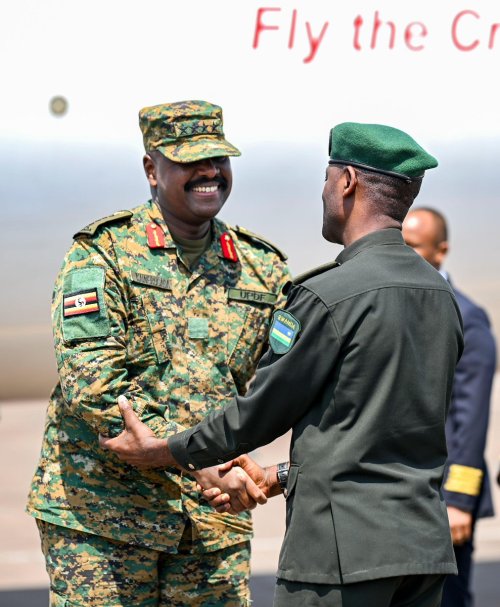 Jenerali Muhoozi Kainerugaba yagiriye uruzinduko rw’akazi I Kigali.