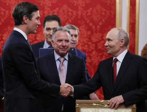 Intumwa za Leta zunze ubumwe za Amerika Zageze i Moscow mu Rwego Rwo Kurangiza Intambara yo muri Ukraine.